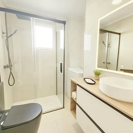 Apartment Con Piscina, Parque Naciones,